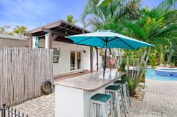 10min to Lauderdale Beach Wilton Manor - 3/2 +pool