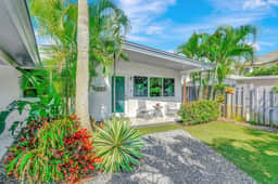 Ft. Lauderdale Getaway w/ Hot Tub!