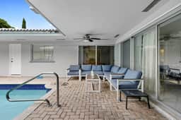 4-Bedroom Pool House on a Wilton Island – Two Master Suites, Fort Lauderdale