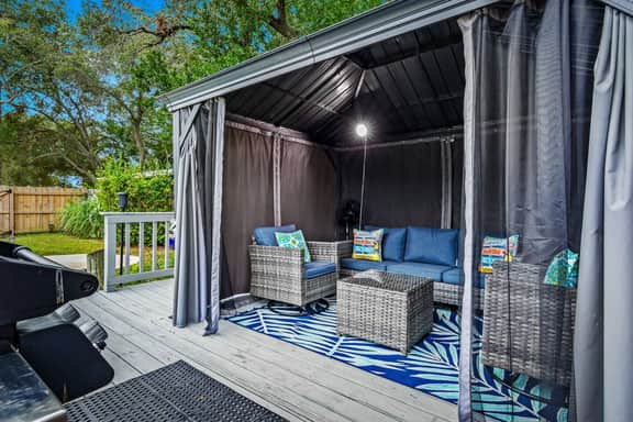 Charming St Pete Escape- Pool