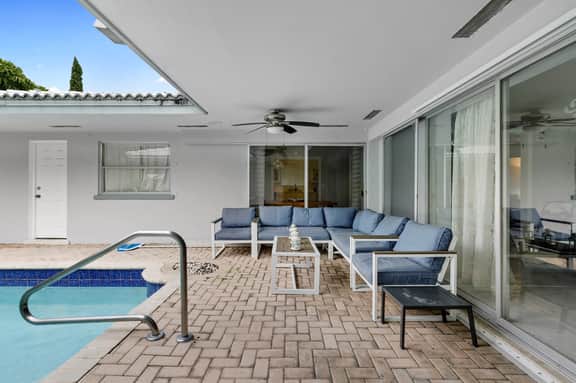 4-Bedroom Pool House on a Wilton Island – Two Master Suites, Fort Lauderdale