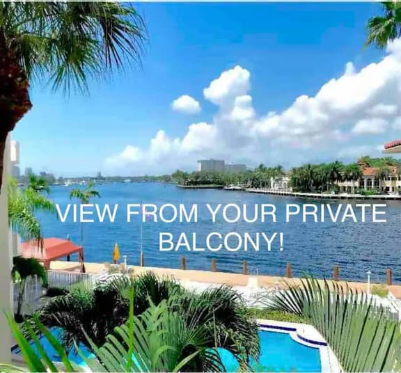 Stunning Waterfront Condo - Walk to beach/Pool/Direct Beach Access